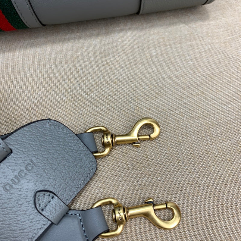 GUI - Luxurious Totes - 581