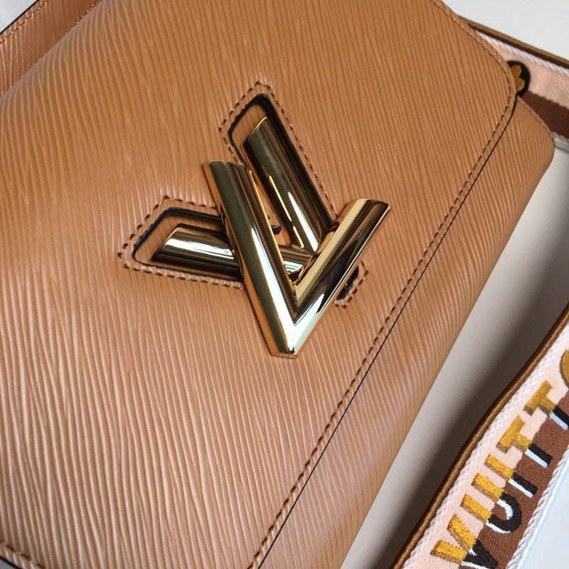 LOV - Luxurious Totes - 1829