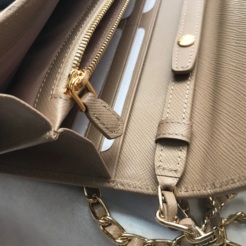 Luxurious Totes - Latest - 10189