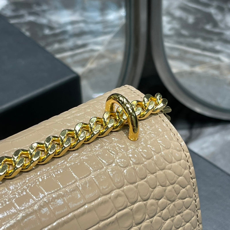 Luxurious Totes - Latest - 8550