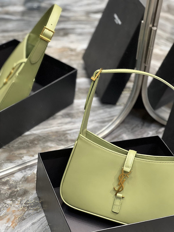 Luxurious Totes - Latest - 8063