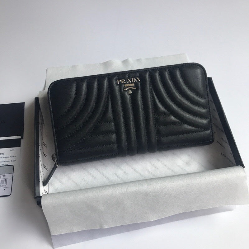 Luxurious Totes - Latest - 10202