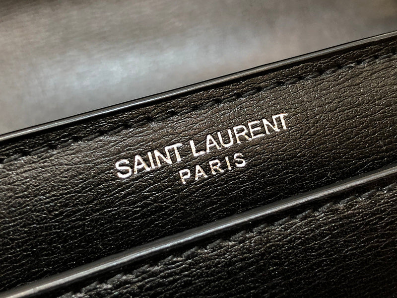 Luxurious Totes - Latest - 9421