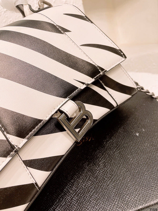 Luxurious Totes - BGA2 Bags - 153