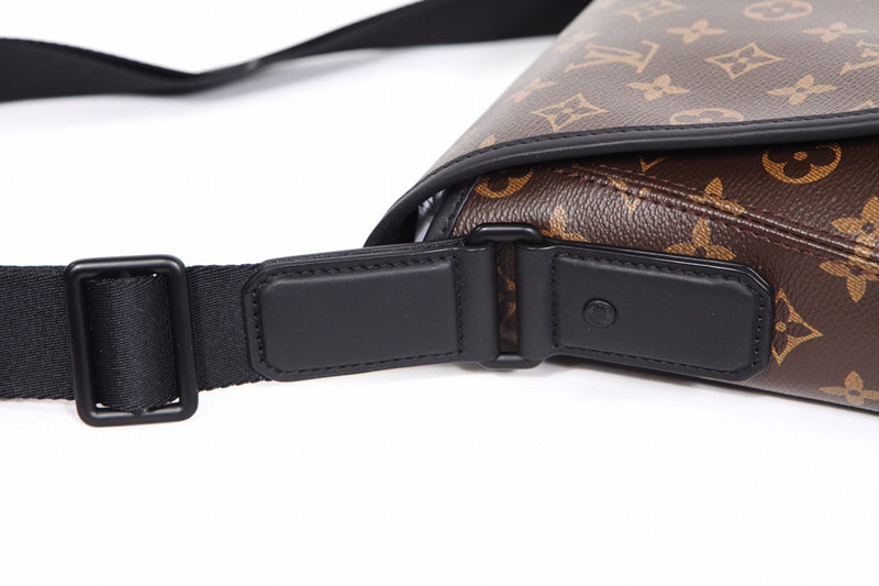 LOV - Luxurious Totes - 2361
