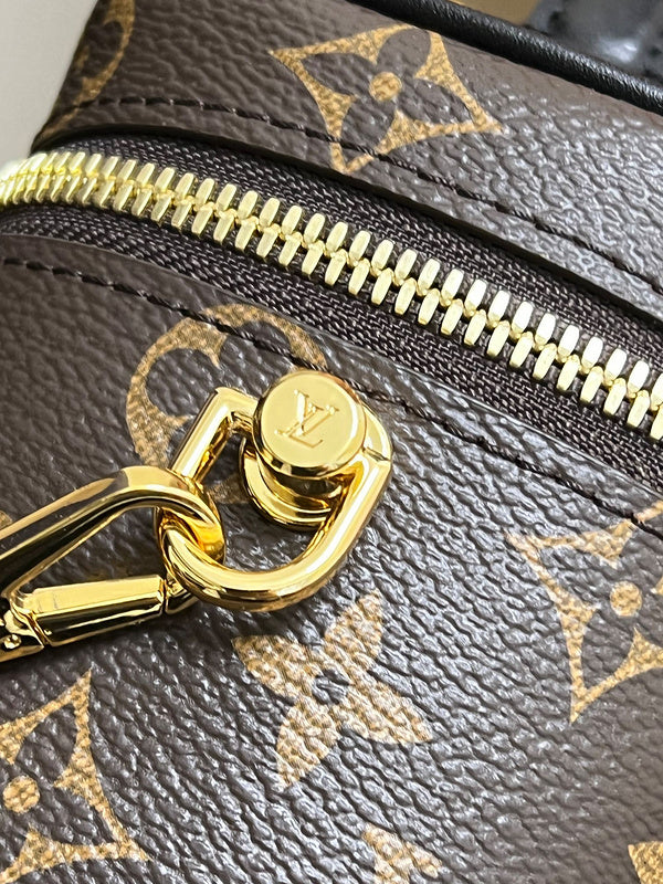 LOV - Luxurious Totes - 1001