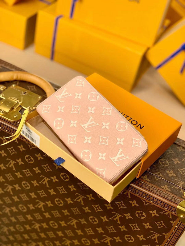 LOV - Luxurious Totes - 1747