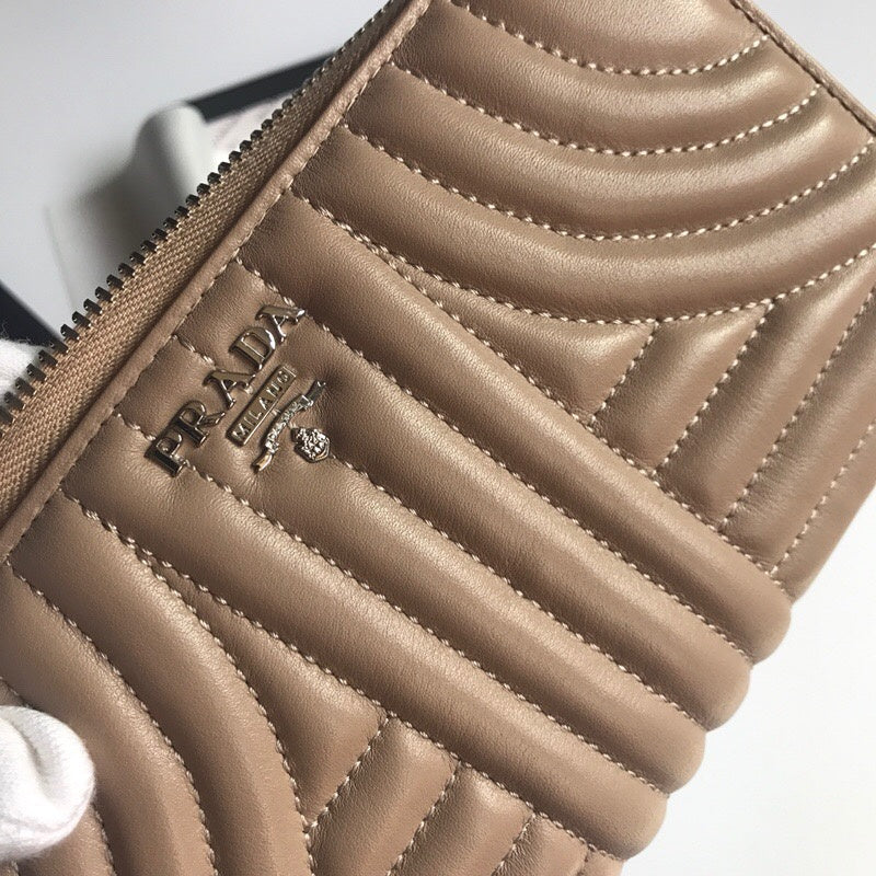 Luxurious Totes - Latest - 10202