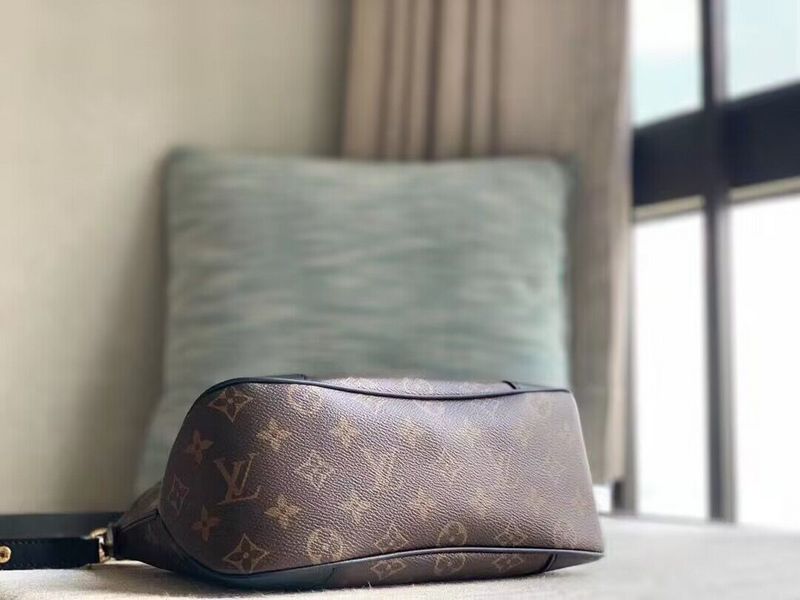 LOV - Luxurious Totes - 688