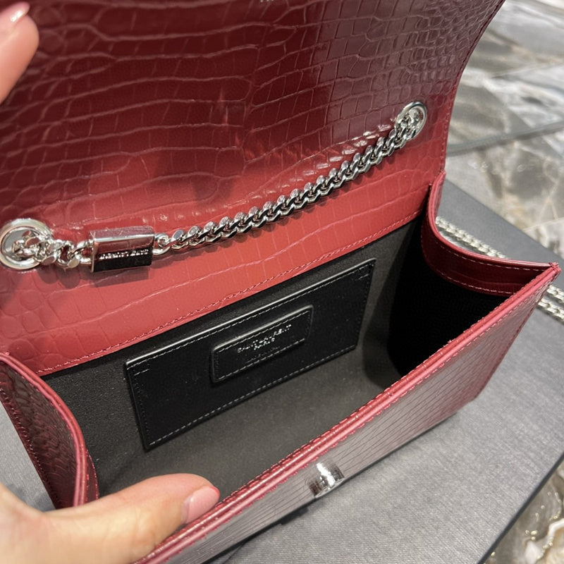 Luxurious Totes - Latest - 8815