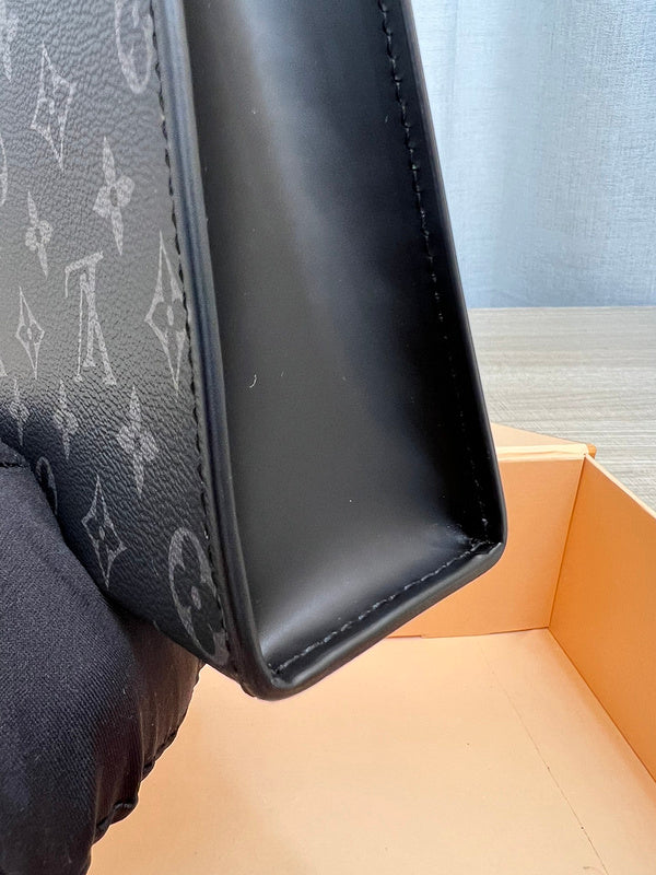 LOV - Luxurious Totes - 1634