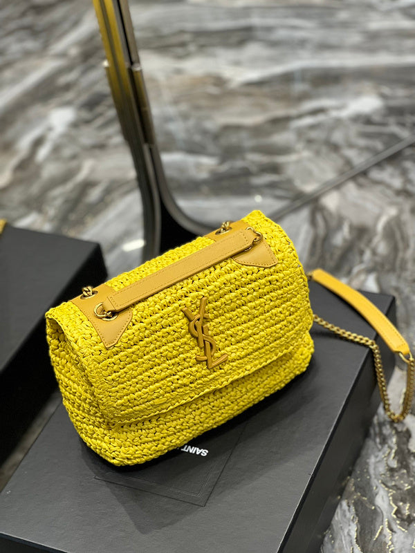 Luxurious Totes - Latest - 8018