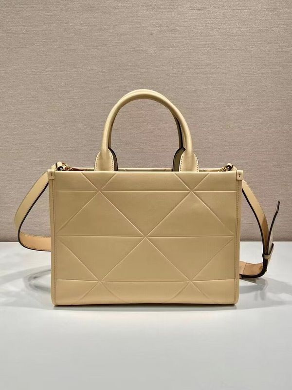 PDA - Luxurious Totes - 102