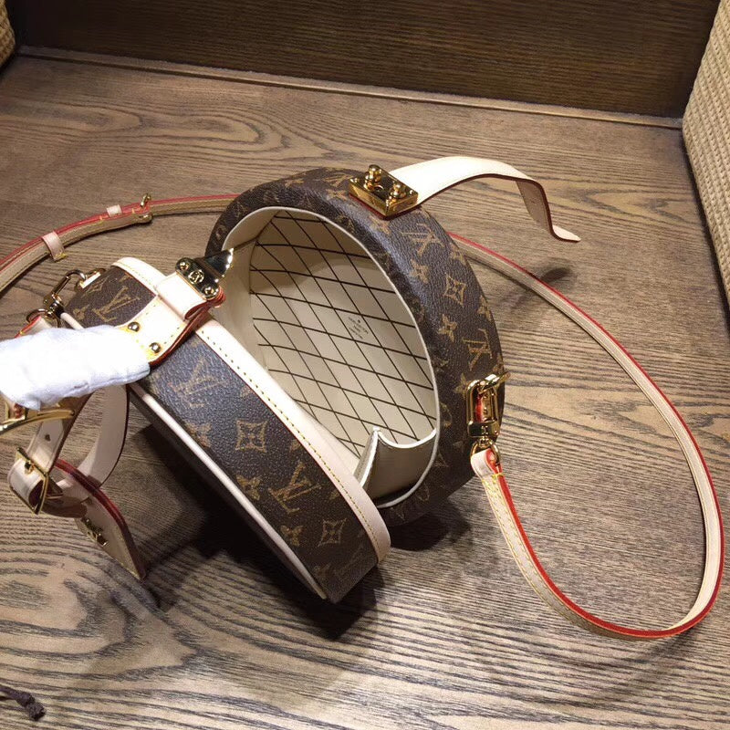 LOV - Luxurious Totes - 2767