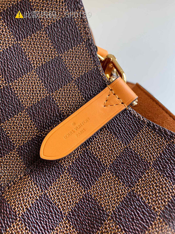Luxurious Totes - Latest - 9765