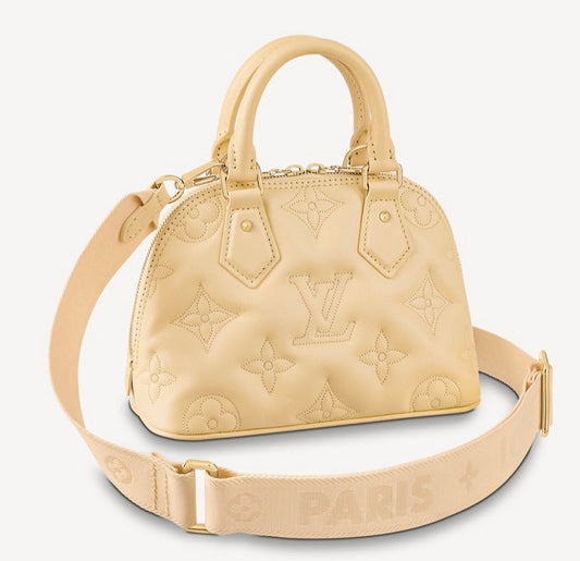 LOV - Luxurious Totes - 1562