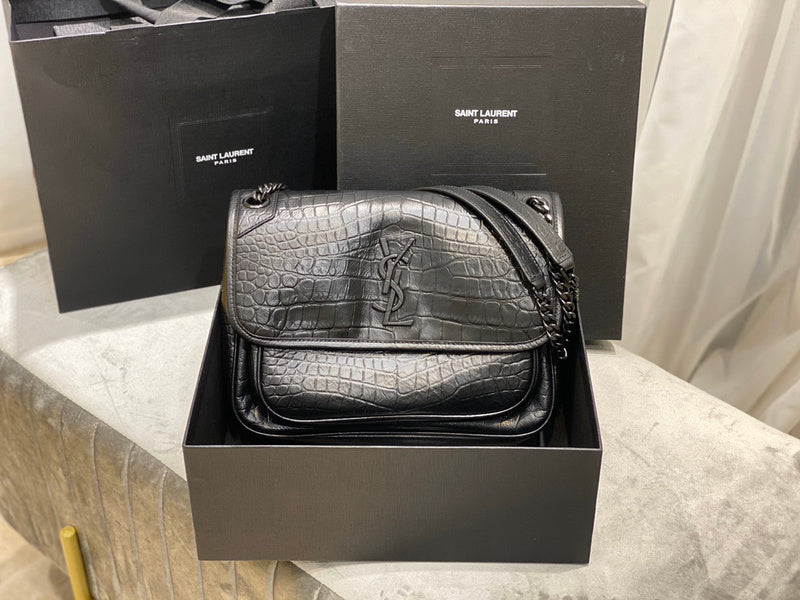Luxurious Totes - Latest - 9579