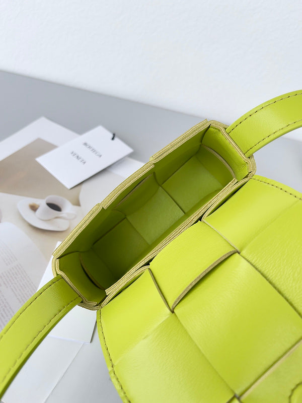 Luxurious Totes - Latest - 6945