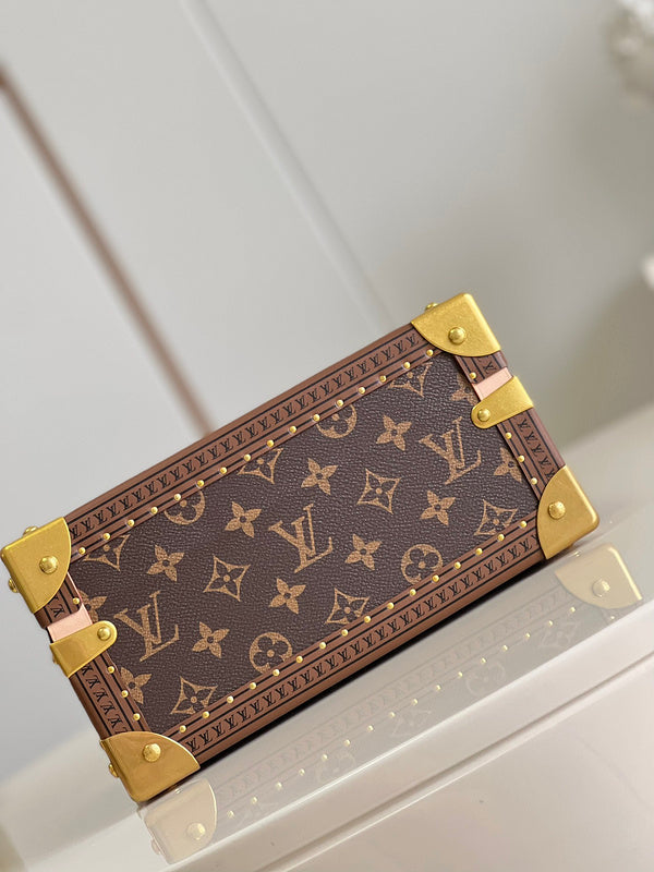 LOV - Luxurious Totes - 1080