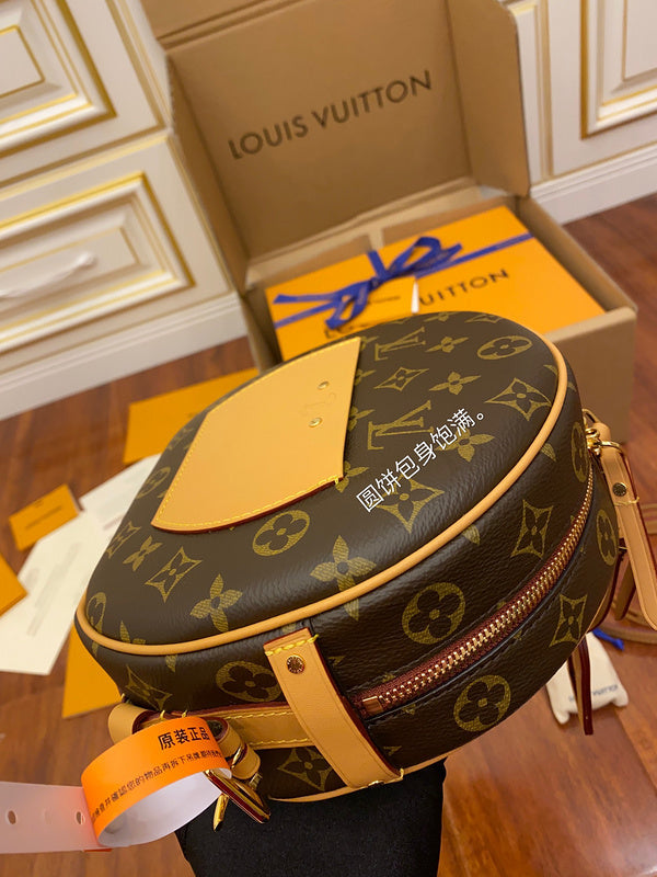 LOV - Luxurious Totes - 1564