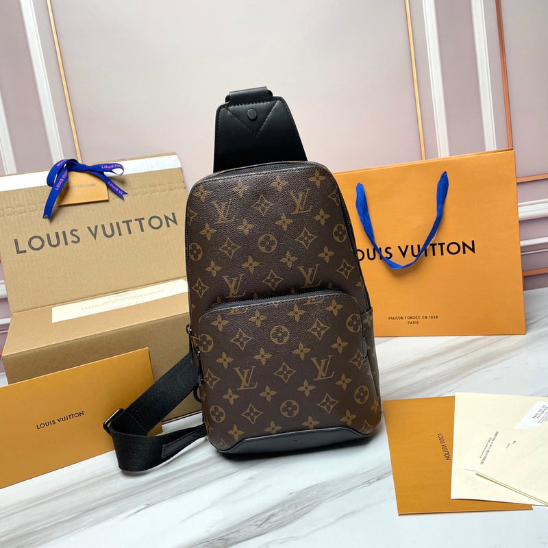 LOV - Luxurious Totes - 2320