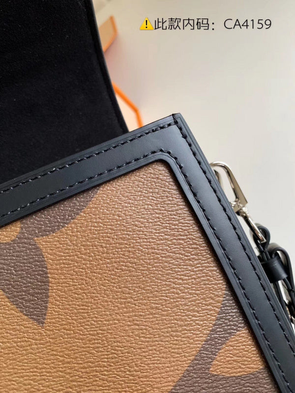 Luxurious Totes - Latest - 2376