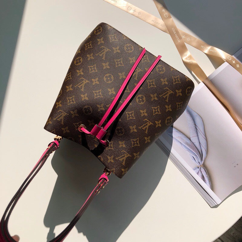 Luxurious Totes - Latest - 9734