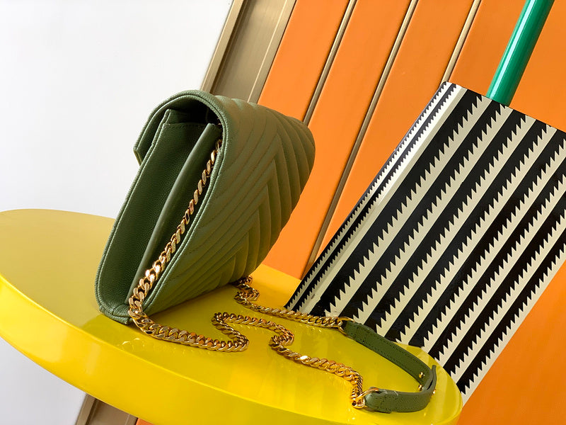 Luxurious Totes - Latest - 8181