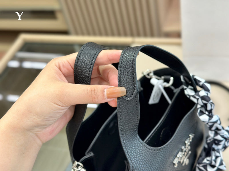 Luxurious Totes - PDA3 Bags - 015