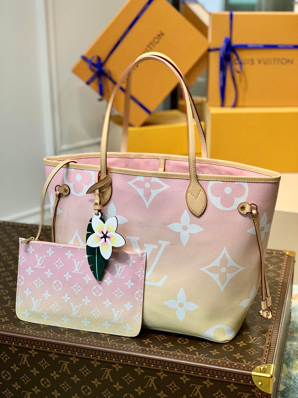 LOV - Luxurious Totes - 2446