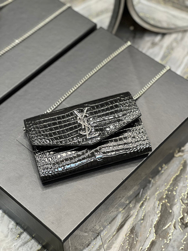 Luxurious Totes - Latest - 8229