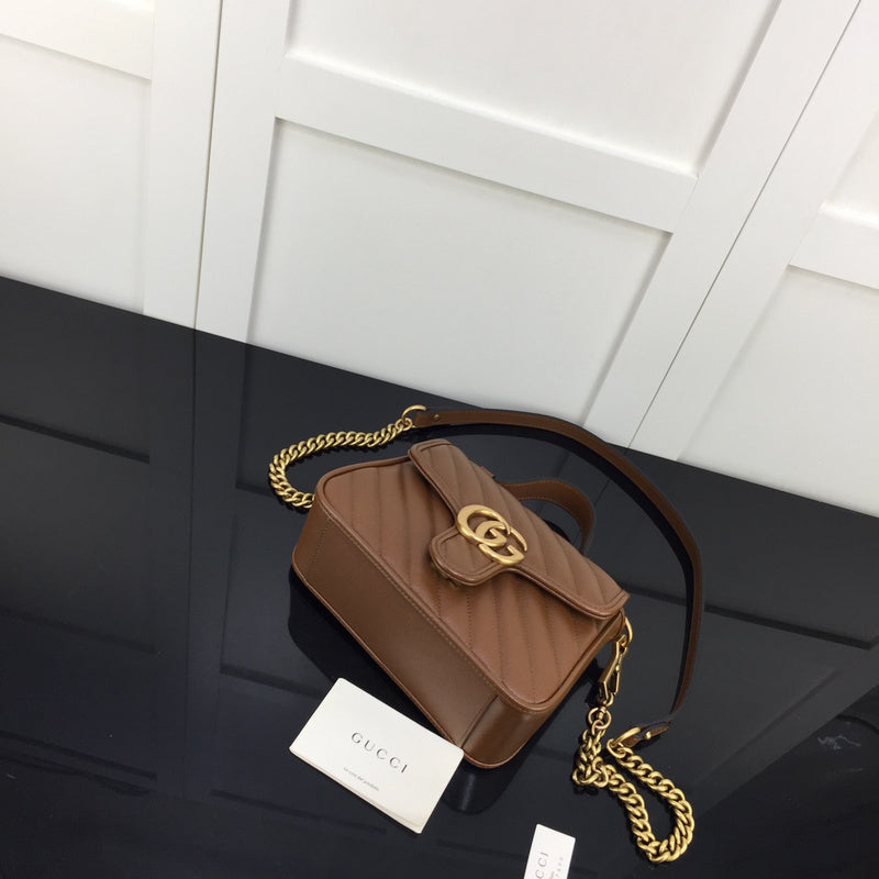 GUI - Luxurious Totes - 1080