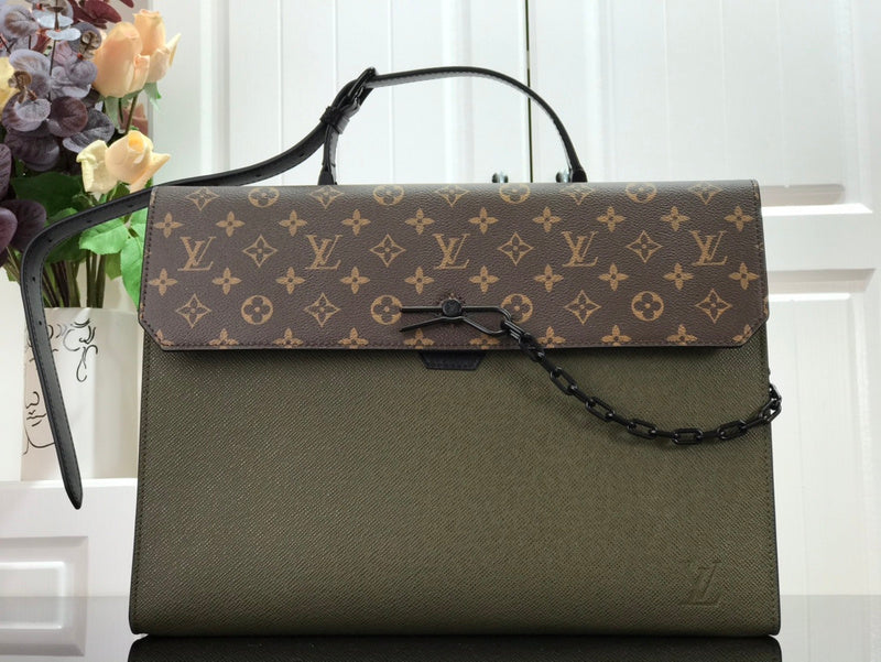 LOV - Luxurious Totes - 2497