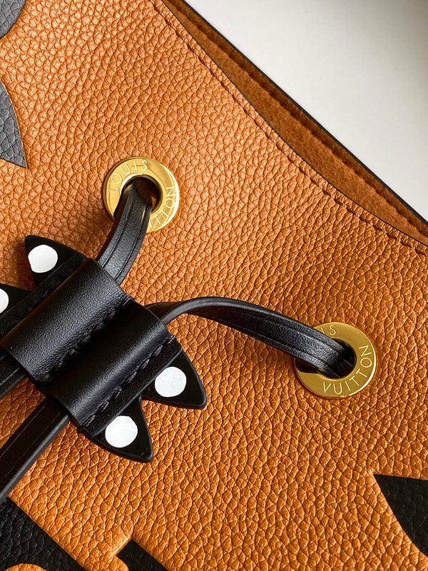 Luxurious Totes - Latest - 1715