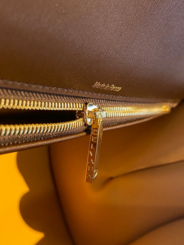 Luxurious Totes - Latest - 6143