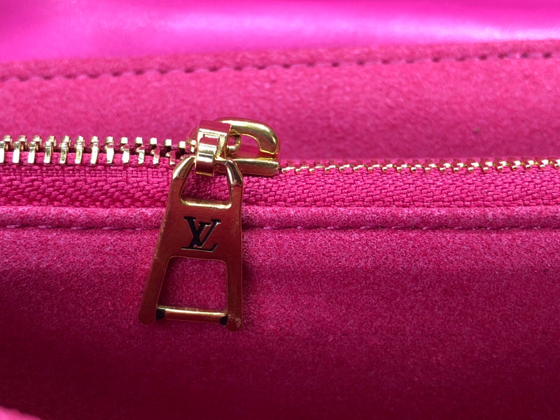 LOV - Luxurious Totes - 2335