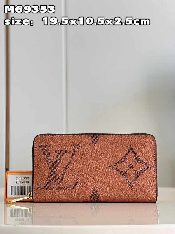LOV - Luxurious Totes - 756