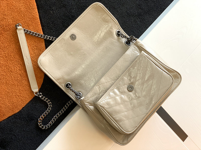 Luxurious Totes - Latest - 8892