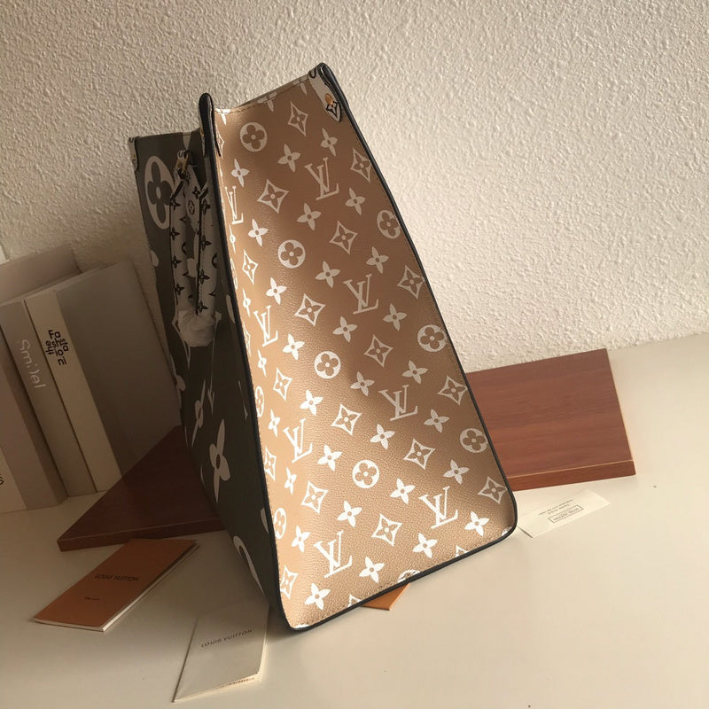 LOV - Luxurious Totes - 2241