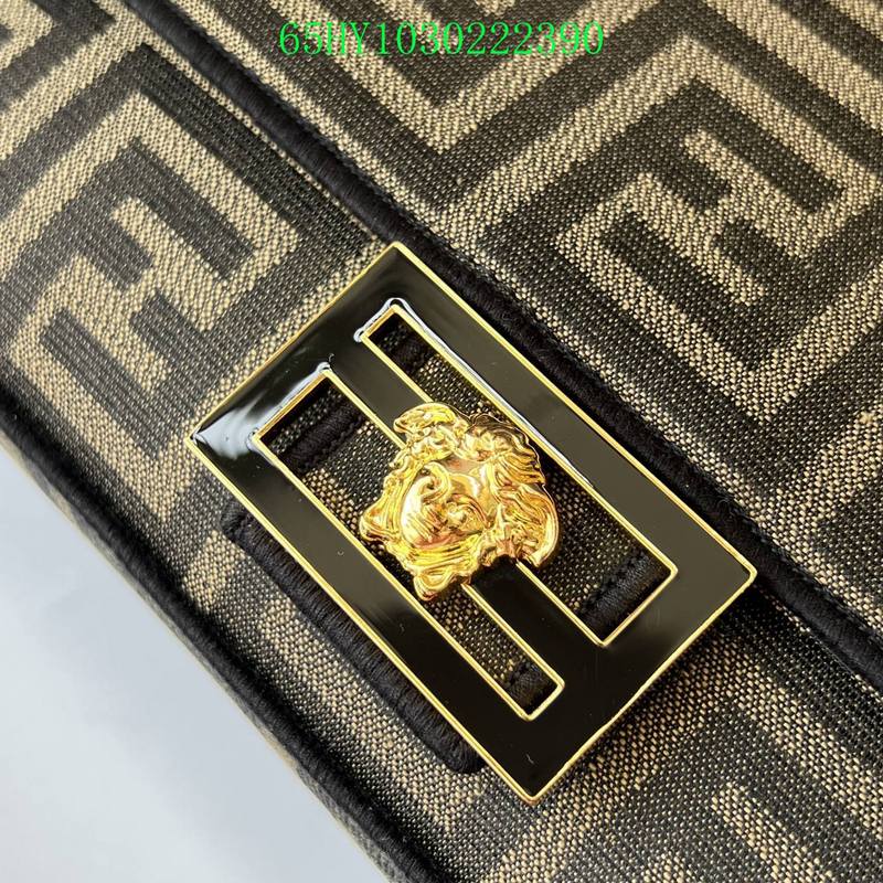 GC - Shoulder - 2852