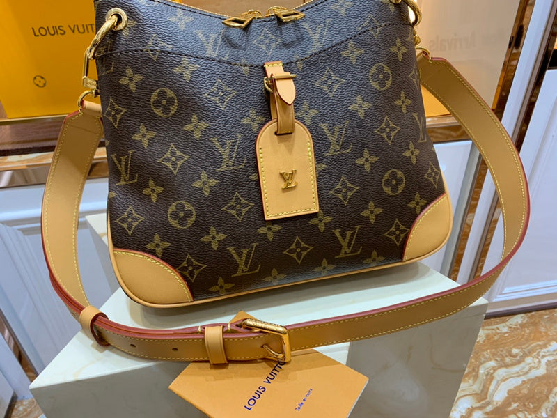 Luxurious Totes - Latest - 1627