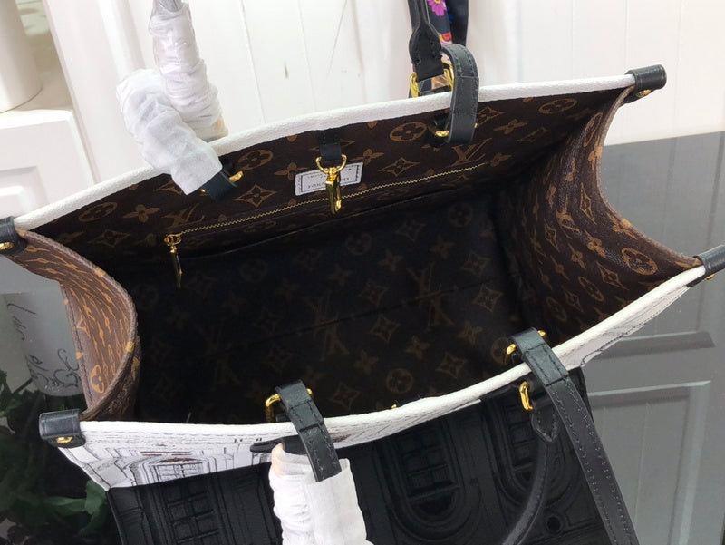 LOV - Luxurious Totes - 2245