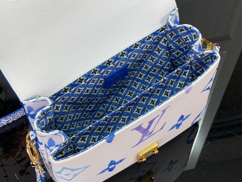 LOV - Luxurious Totes - 092