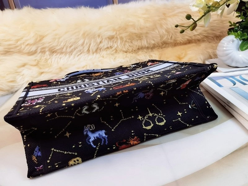 Luxurious Totes - Latest - 6242