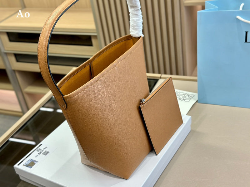 Luxurious Totes - LW-CH Bags - 013