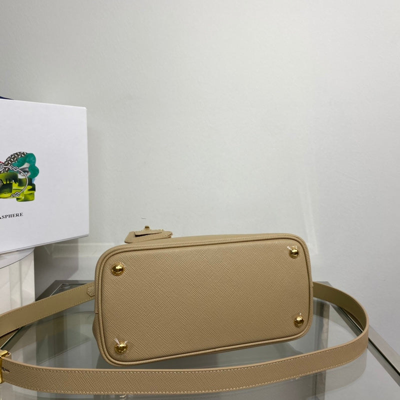 Luxurious Totes - Latest - 4561