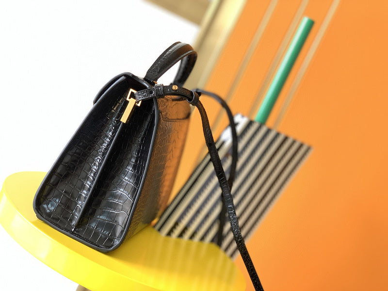 Luxurious Totes - Latest - 8861