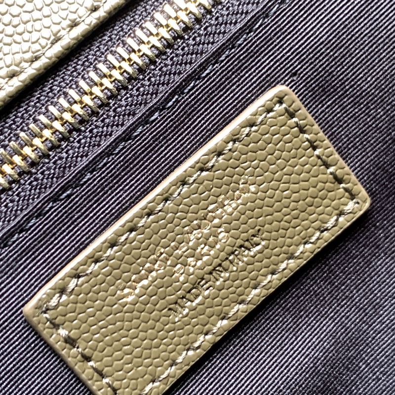Luxurious Totes - Latest - 7977