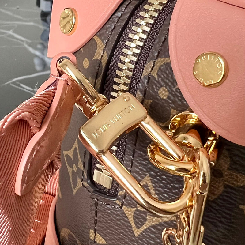 LOV - Luxurious Totes - 1711