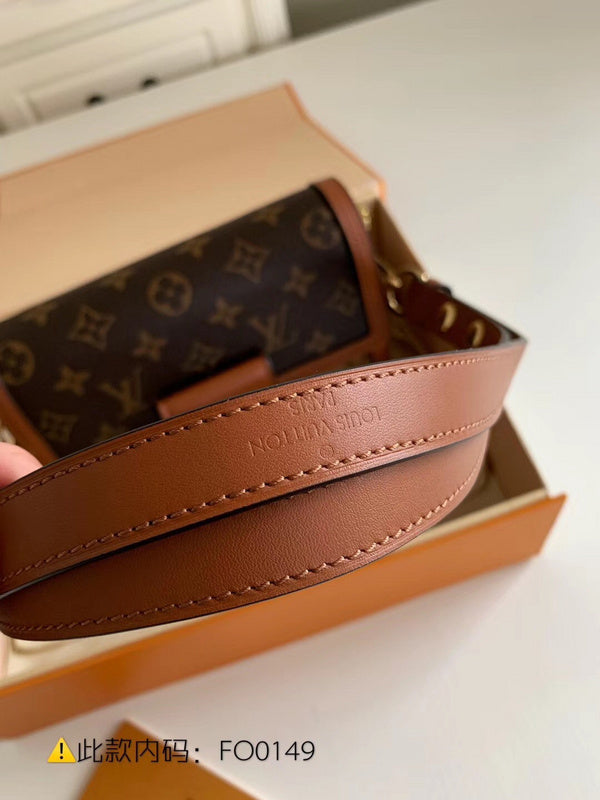 Luxurious Totes - Latest - 2429